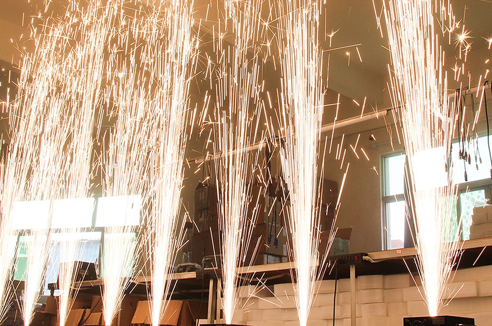 vshow moving head led light s711 powerful 600w led module engine profile