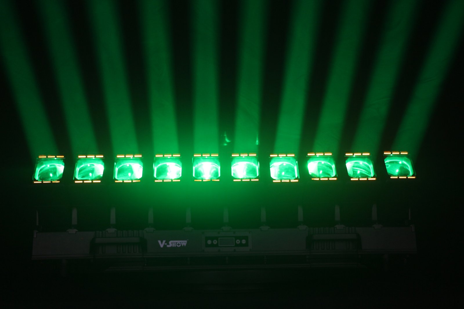 vshow moving head led light s711 powerful 600w led module engine profile