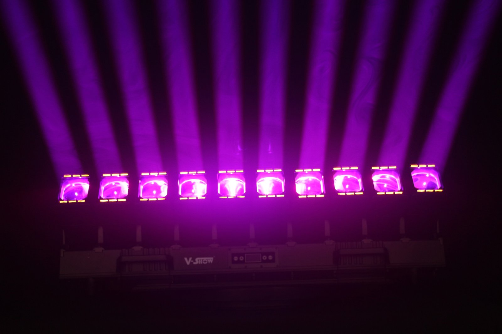 vshow moving head led light s711 powerful 600w led module engine profile